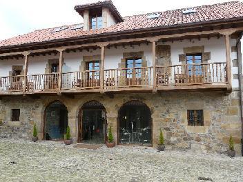 Hotel La Casona De Llerana Villacarriedo Exterior foto